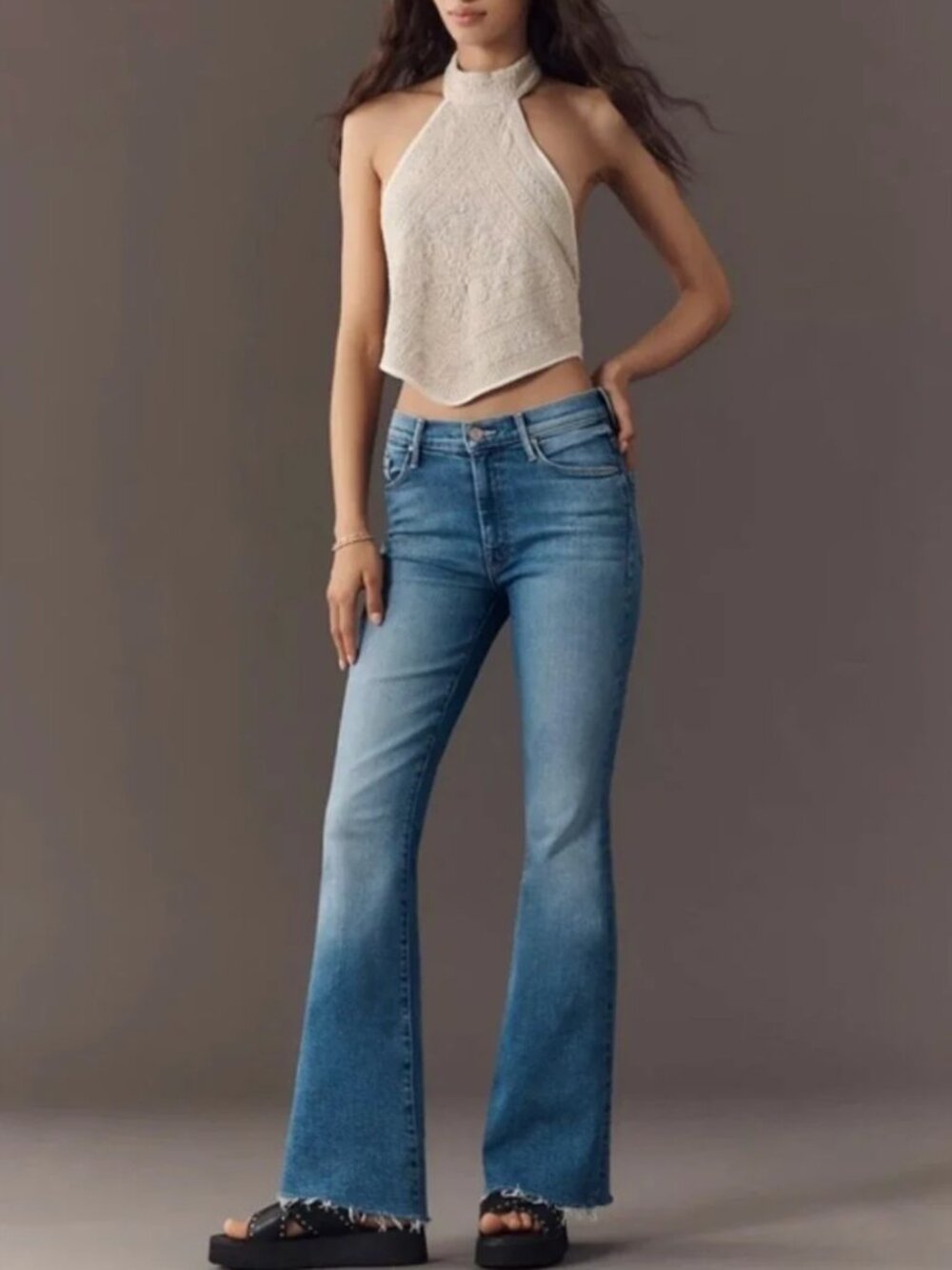 MOTHER The Weekender Fray Flare Jeans Groovin Wash Raw Hem Size 26